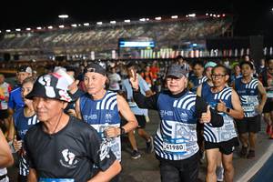 BIB: 
                            <button type="button" onclick="openModal(23971504)" class="btn btn-primary btn-sm float-right btn-popup" data-toggle="modal" data-target=".modal-high-quality">
                        <i class="fas fa-shopping-cart"></i> Add to Cart
                    </button>
                                            <button type="button" onclick="isThisMe(23971504, true)" class="btn btn-success btn-sm float-right btn-popup btn-isme hidden" data-toggle="tooltip" data-placement="bottom" title="นี่คือรูปของคุณใช่ไหม คลิกที่นี่เพื่อเอาเข้าอัลบั้ม">
                        <i class="fas fa-plus"></i> Add to album
                    </button>
                    <button type="button" onclick="isThisMe(23971504, false)" class="btn btn-warning btn-sm float-right btn-popup btn-isnotme hidden">
                        <i class="fas fa-ban"></i> Remove from album
                    </button>